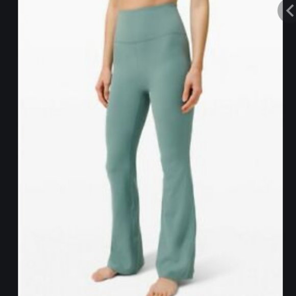 NWT LULULEMON Groove Pant Flare Super High-Rise 4 - Picture 3 of 13